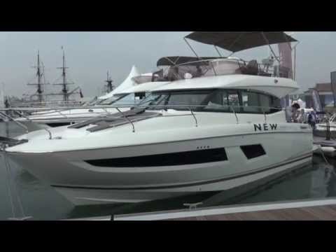 Prestige 420 from Motor Boat & Yachting