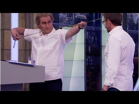 Carlos Latre imita a Fernando Simón en ‘El Hormiguero’ y hace arder las redes sociales