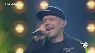 Max Pezzali: Nord Sud Ovest Est Live (Radio Italia 18/01/2018)