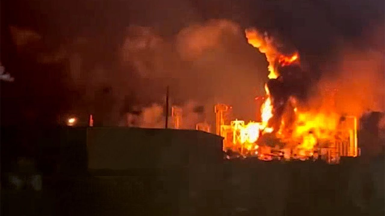 ANOTHER ROUND OF UKRAINIAN 'SANCTIONS': DRONE STRIKE BURNED AFIPSKY REFINERY IN RUSSIA | 2025