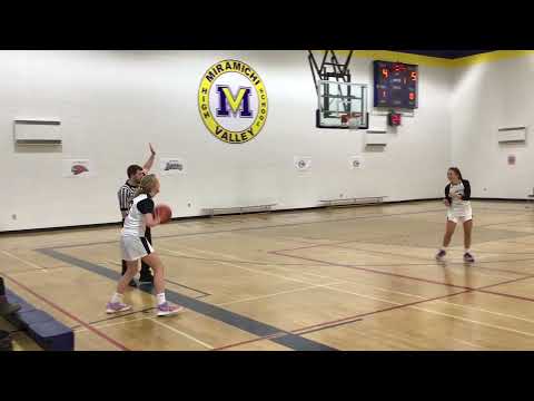 École Mathieu-Martin Vedettes (54) c. Moncton High Purple Knights (56)