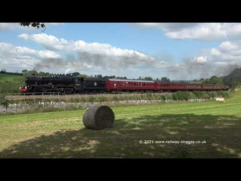45690 "Leander" with The Royal Duchy passing Dainton and Dawlish, 29th August 2021