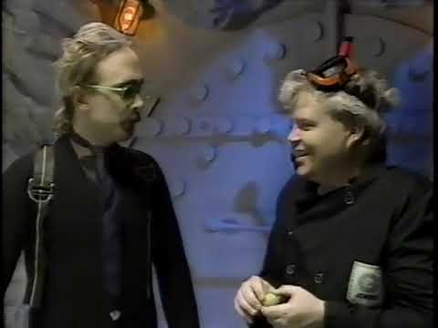 Mst3k: Broadcast Editions - 205 - Rocket Attack USA - 11/28/91 (Turkey Day 1991, 10 AM) *READ DESC*