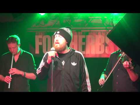 DÀIMH - Mo Ghleannan Taobh Loch Liobhann (3/14)