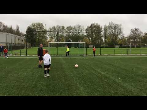 v.v. Rijsoord JO11-1 -- R.K.s.v. R.C.D. JO11-1 (11-11-2017 eindstand 4-1)