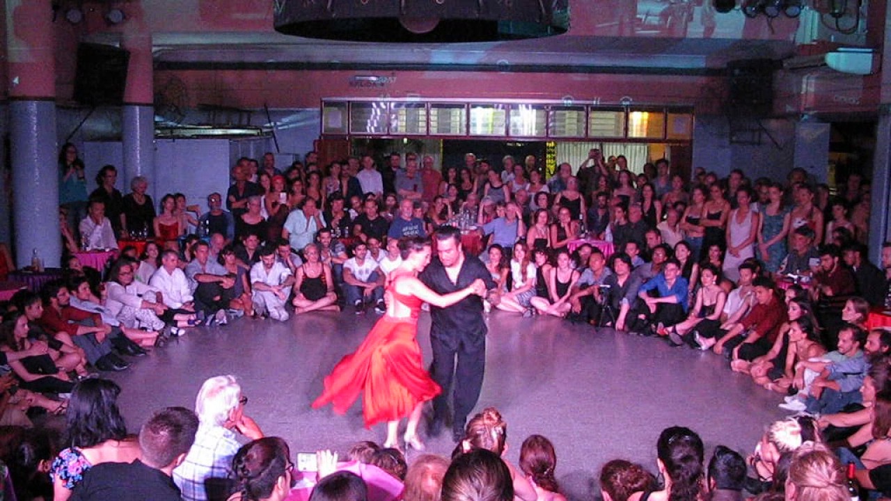 MARIANO "CHICHO" FRUMBOLI y JUANA SEPULVEDA en Viva La Pepa! Milonga (5/6)