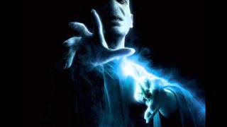 Harry Potter and the Deathly Hallows Part 2 Soundtrack 8: "Panic Inside Hogwarts"