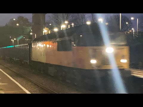 Nightly 56113 passes leyland