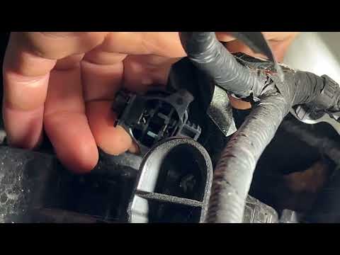 Replace H7 Low Beam Bulb 2020 Hyundai Kona Electric