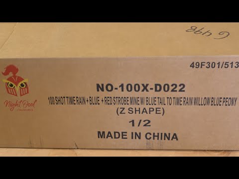 NO-100X-D022 Blue Red Strobe to Time Rain Z-Shape 100 shot 1/2 angled compound cake by Night Owl