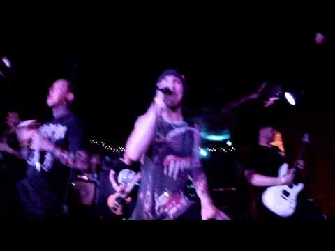 Myka Relocate Full Set Shapeshiftour HD (Live at Sneaky Dee's Toronto 07/07/14)