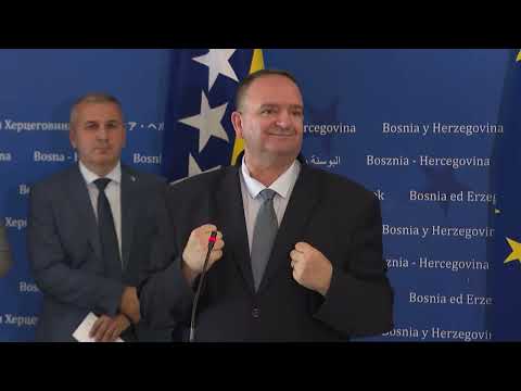 Potpuni kolaps: BiH odsječena, granice i putevi blokirani