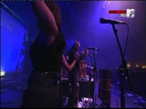 Mando Diao Live am Ring 2009 17 Dance With Somebody