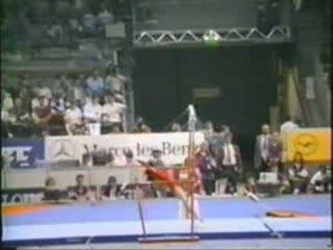 89 Worlds WAG Team Finals Choe Gyong Hui (PRK) UB