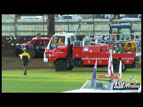 Modified Sedans: Darren Ciesolka Rollover - Lismore Speedway
