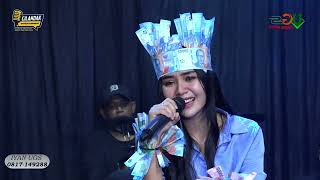 Download lagu Cracked Glass | Sinta Yosi | Ugs Channel  mp3 Download lagu Cracked Glass | Sinta Yosi | Ugs Channel  mp3