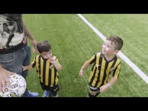 Fotbollsdrömmar - Födelsedagskalas med Paulinho