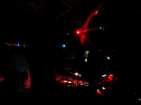 Mike Redfern & Fergus Alexander preview "Guise" @ Elsewhere - Gold Coast