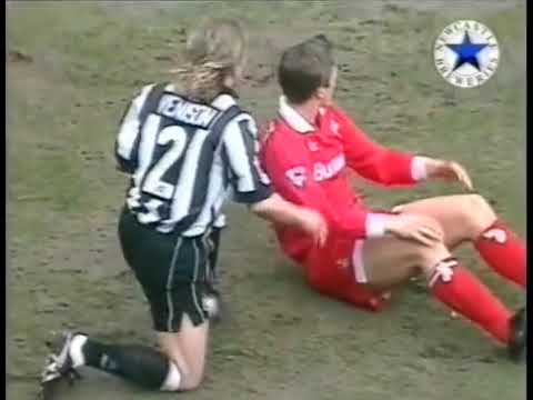 Newcastle United - Swindown Town 1993/1994 Premier League
