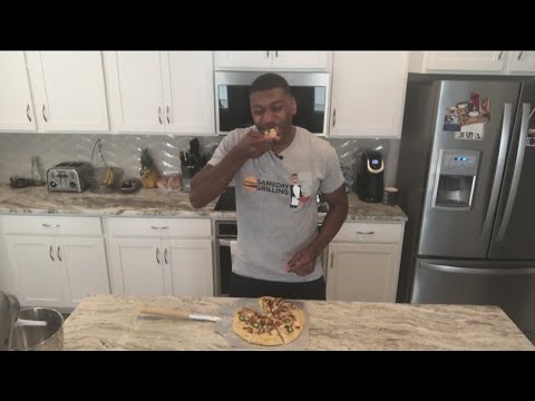 Gameday grilling: Mastering homemade grilled pizza | KVUE