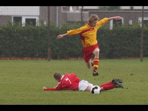 voetbalwedstrijd Rood-Wit C1 - Schijf C1