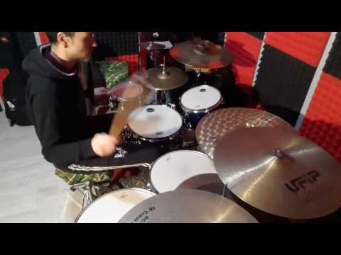 Groove Paradiddle con Cassa in levare