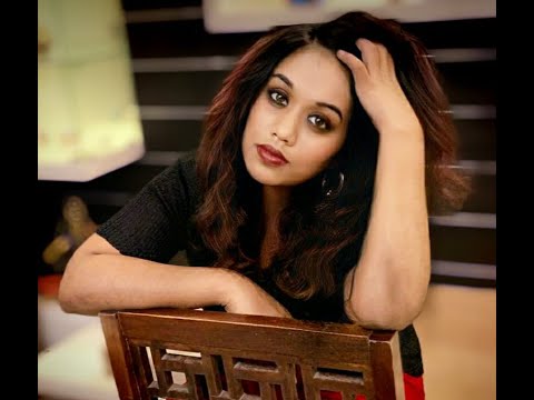 Gunjan Deshpande Talaash- Muskanein Jhoothi Hai