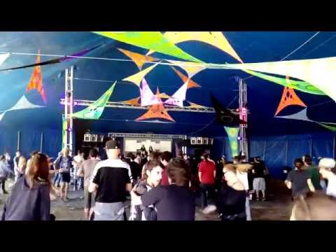 Guapa Lee vs Ganeisha @ The Amazons II