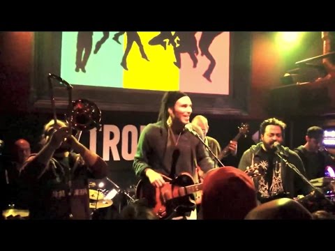 Locomondo - Athens Bars Tour 2016 (1st shows)