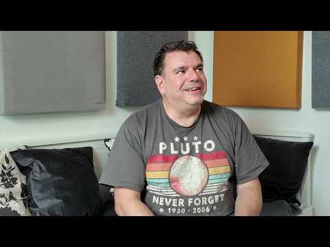 John Mitchell (Arena, Frost, It Bites, Asia) talks about Karmakanic's Transmutation.