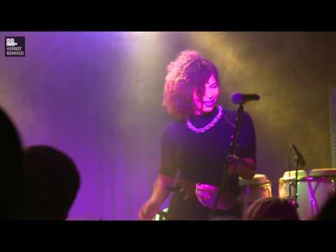 club panamur: Kuenta i Tambu / Sarah Farina