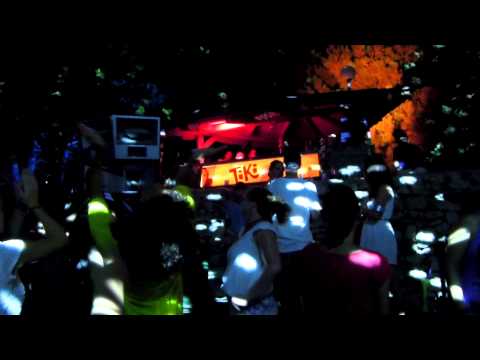 Osunlade @The Beach Stage (Suncebeat 4 - Tisno, Croatia) - Jul 29, 2013 (4)