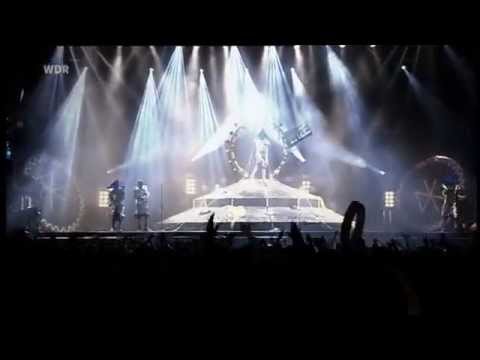 Deichkind- Hört ihr die Signale + Intro Area4 2011