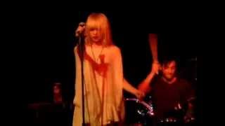 The Pretty Reckless Panic live