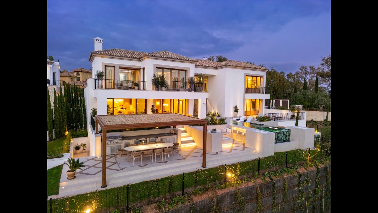 Spanish Corner, Villa 17: Luxurious Hacienda-Style Oasis for Sale in The Hills, Benahavis