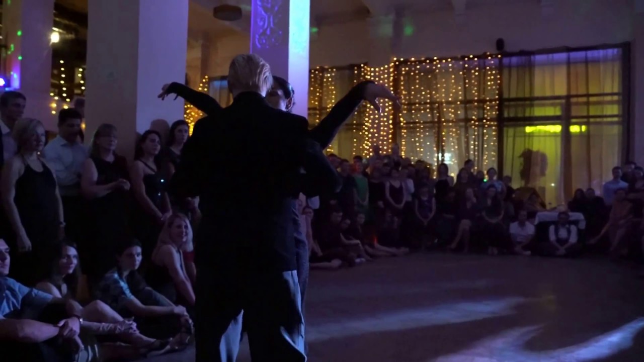 Шоу   Hugo Mastrolorenzo & Agustina Vignau  Часть 1