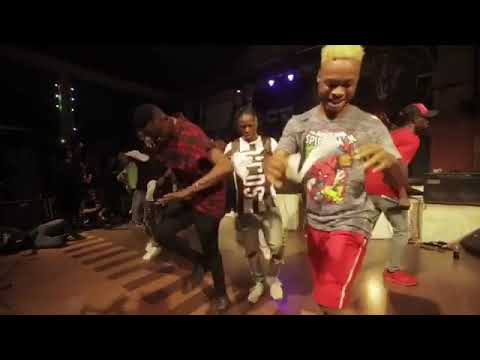 rahman jago on stage