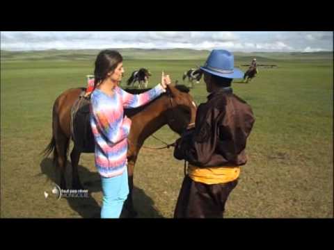 , title : 'Nomades éleveurs de chevaux - Faut Pas Rêver en Mongolie (extrait)'