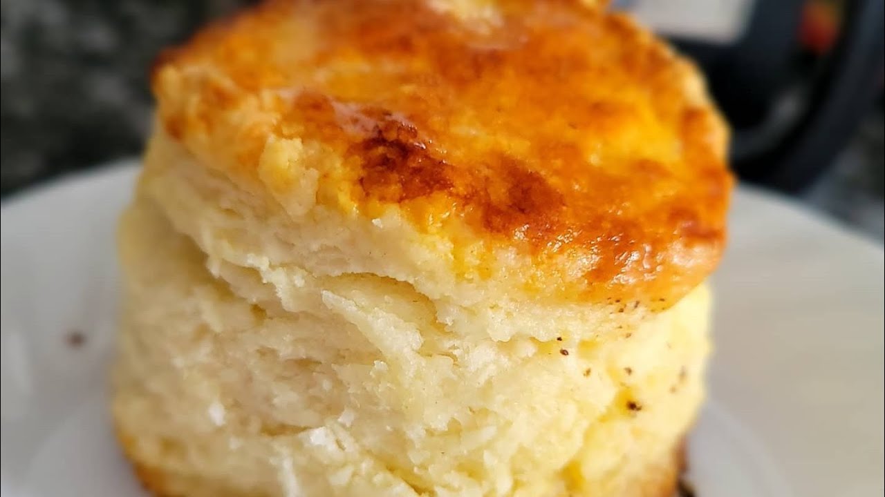 Buttermilk Biscuits using shredded Butter