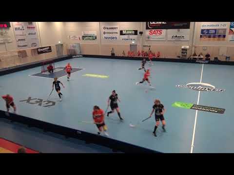 171012 Damer Div.1 Lindås IBK - STC Kungälvs IBK (4-4 EF) Per3b