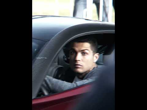 Ronaldo drives a LaFerrari...But 😮‍💨