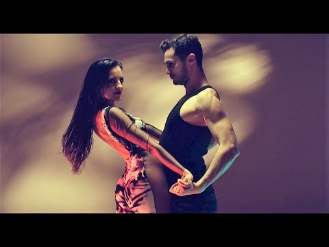 FREE DEEJAYS - Leyla