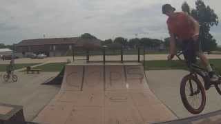 preview picture of video 'GOPRO bmx oak grove skate park'