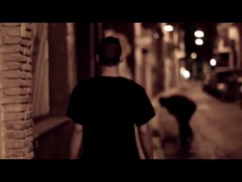 Λεπτός Τρελός - Μάυρο Σύννεφο (official video)