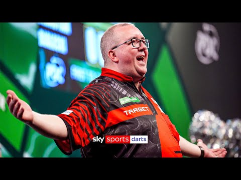 Ally Pally goes “BUNTING MENTAL” for Stephen Bunting’s walk-on 🤩