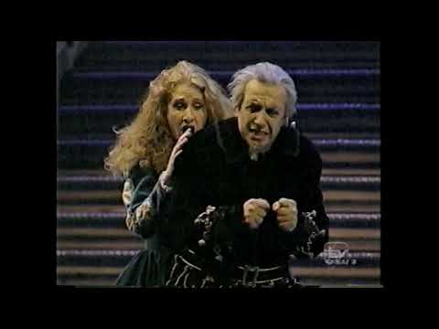 Leo Nucci y Laura Claycomb - G. Verdi - Opera "Rigoletto" -  Dúo:  "Si Vendetta, tremenda vendetta"
