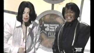 Michael Jackson was crying next to his idol!