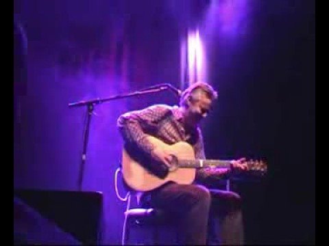 Tommy Emmanuel Raalte 2006 sunday afternoon performance 04