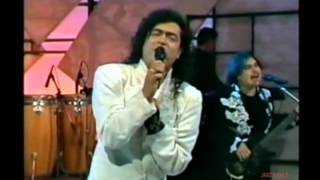 Industria Del Amor, Rosas Rojas