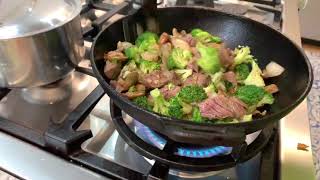 Easy Classic Beef and Broccoli with Oyster Sauce
